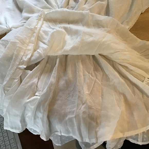 Showpo 8 White Mini Dress Swiss Dot Wedding Ethereal Bridal Luxe Boho Romantic - Picture 8 of 12